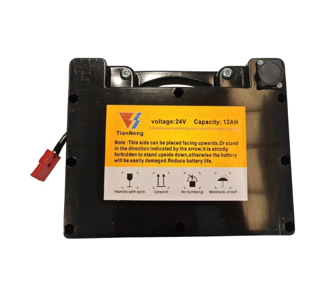 ECONELO_PH-SL-LYD005_Elektrischer_Rollstuhl_Doppel-Motor_2x250W_Schwarz_PRE01030-8