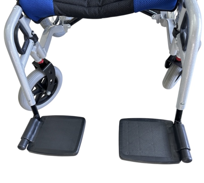 ECONELO_LYD-0012-L_Elektrischer_Rollstuhl_Faltbar_2x250W_Oxford-Gewebe_Blau_PRE01048-17
