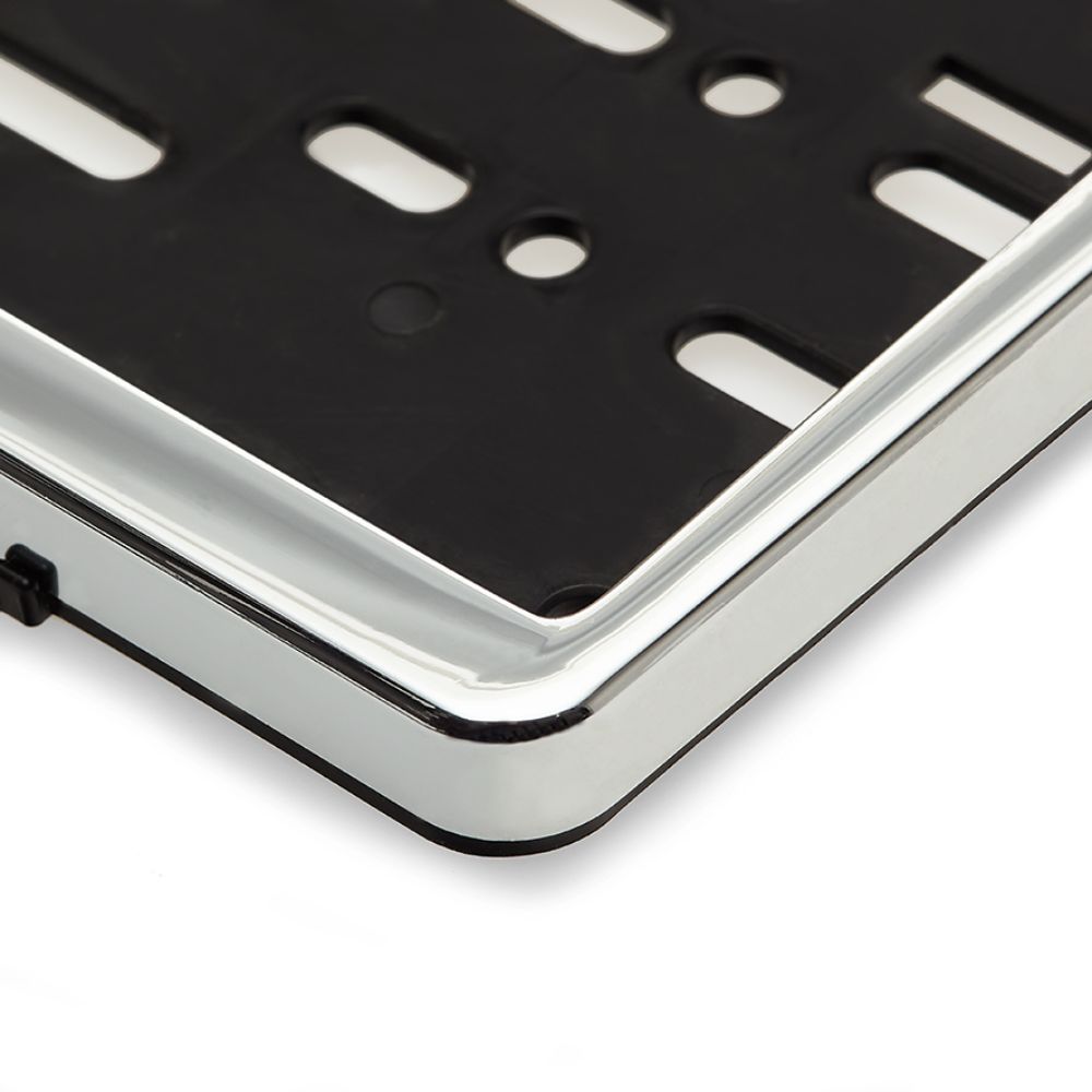 meta-chrom-kennzeichenhalter-auto-gebogen-10613498-1